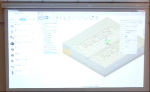 作成済のデータを読み込み、z方向を変更する。